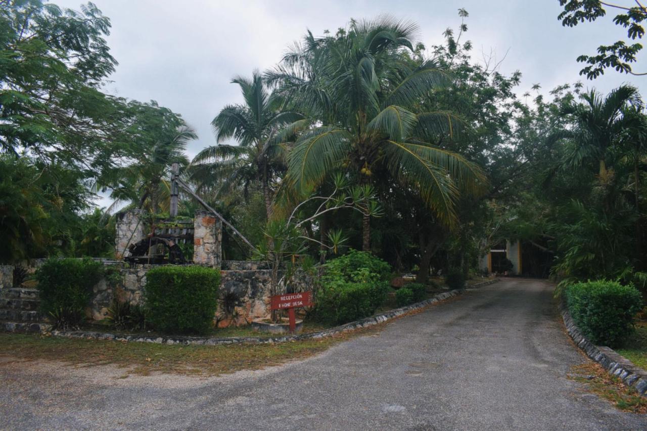 Hotel Hacienda Sanchez فالادوليد المظهر الخارجي الصورة
