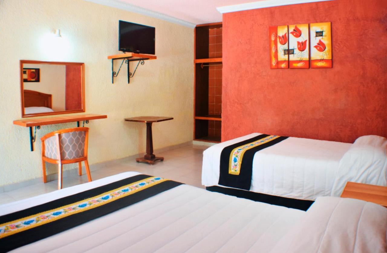 Hotel Hacienda Sanchez فالادوليد المظهر الخارجي الصورة