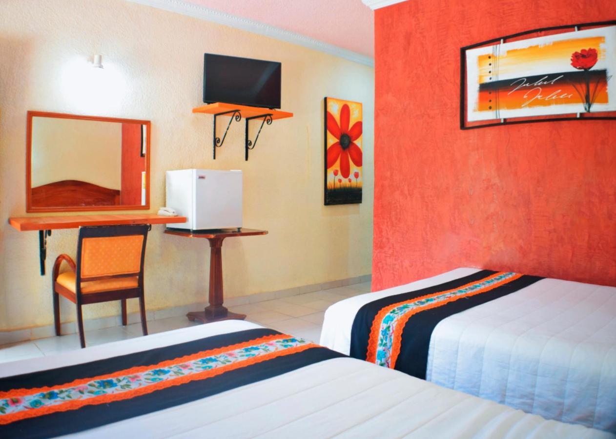 Hotel Hacienda Sanchez فالادوليد المظهر الخارجي الصورة