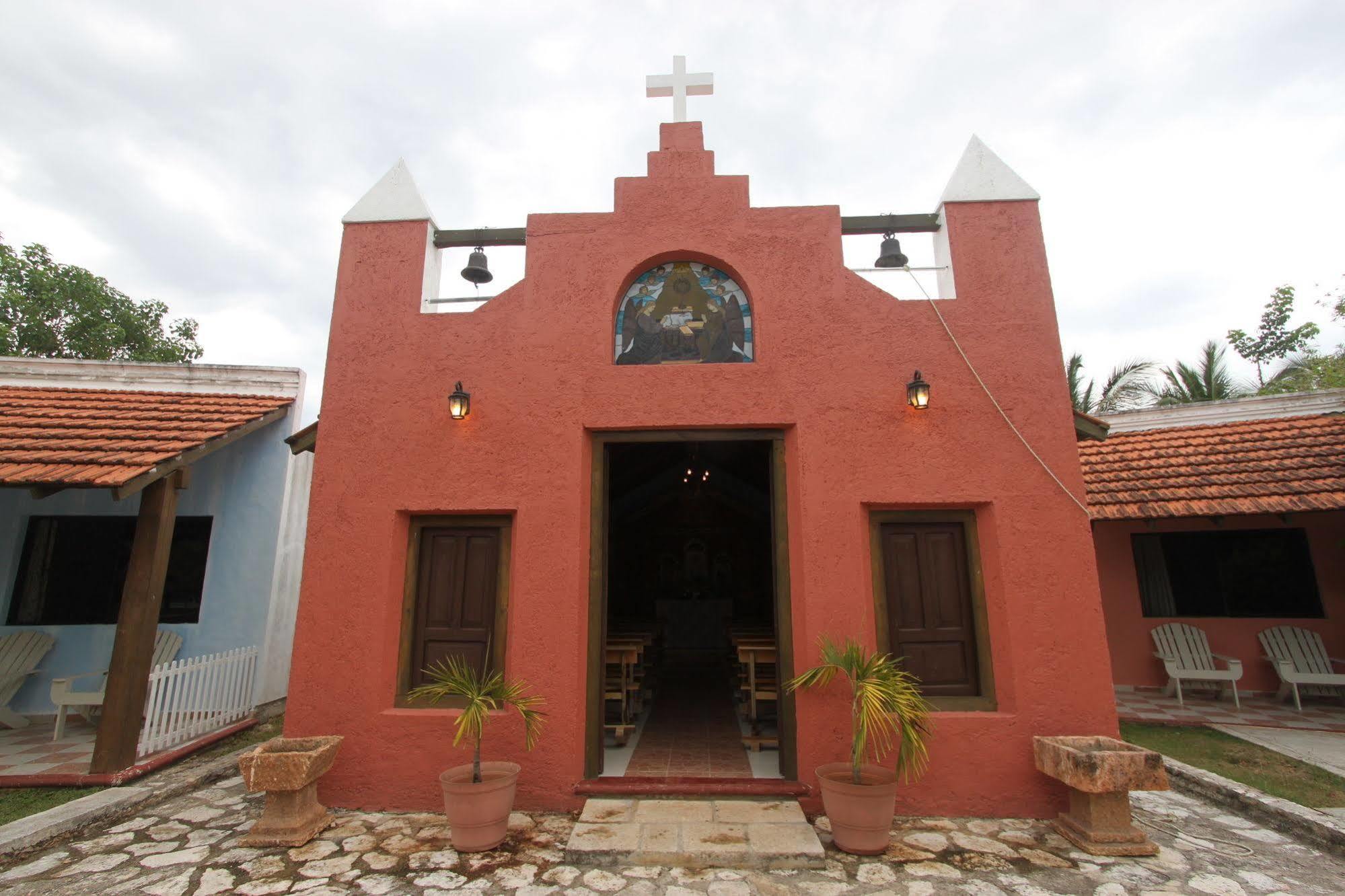 Hotel Hacienda Sanchez فالادوليد المظهر الخارجي الصورة